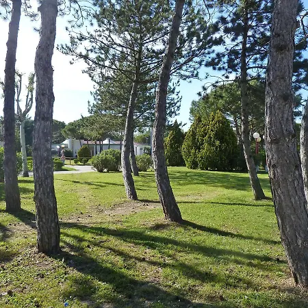 Camping Village 150s * Marina Julia